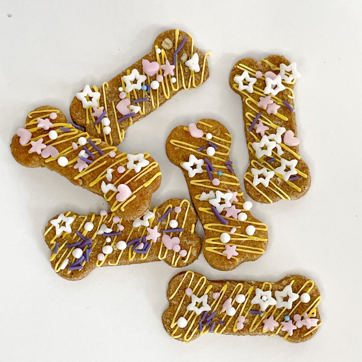 Bark-worthy Bag of Personalized Dog Bone Biscuits