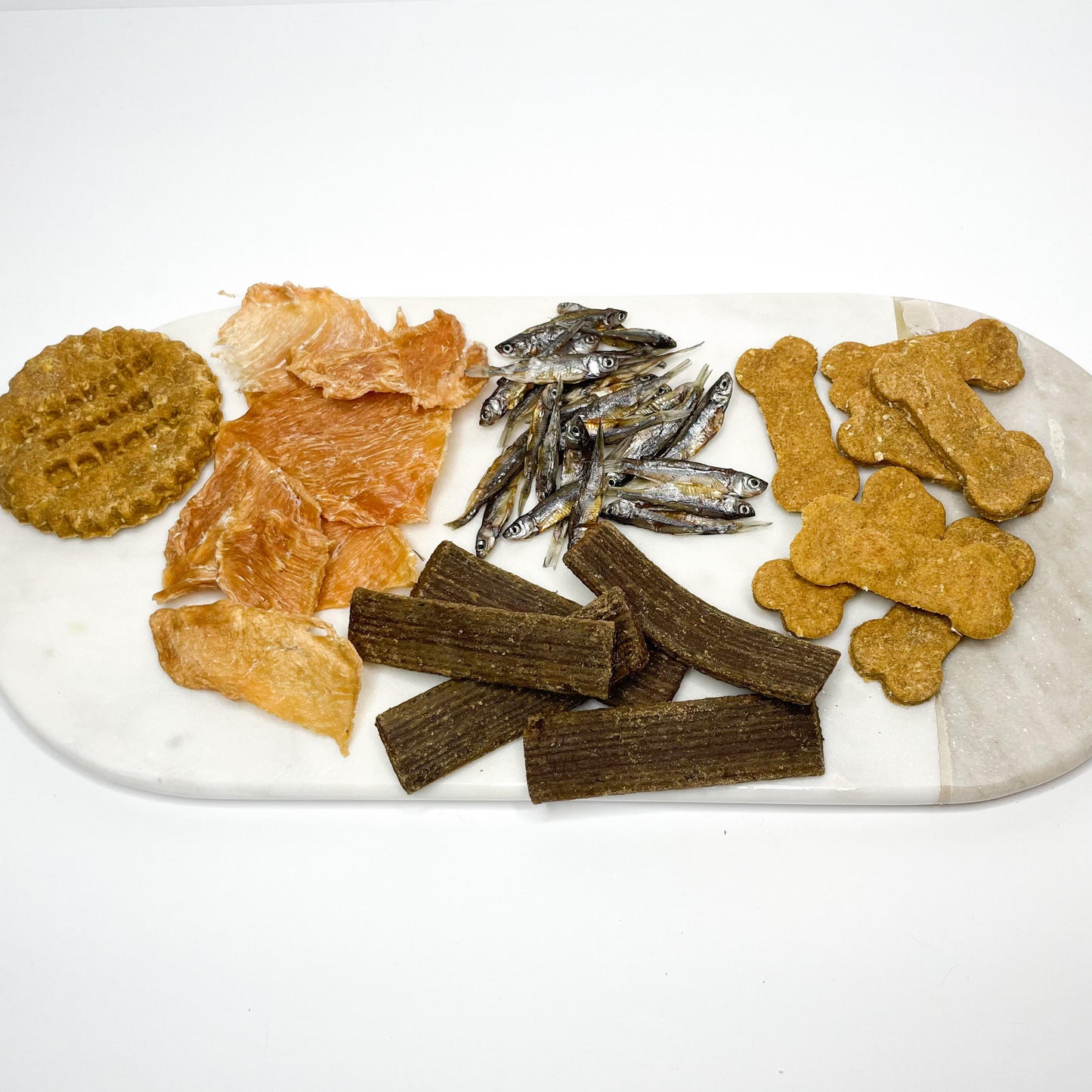 Barkuterie Board : healthy dog-friendly "charcuterie" treats